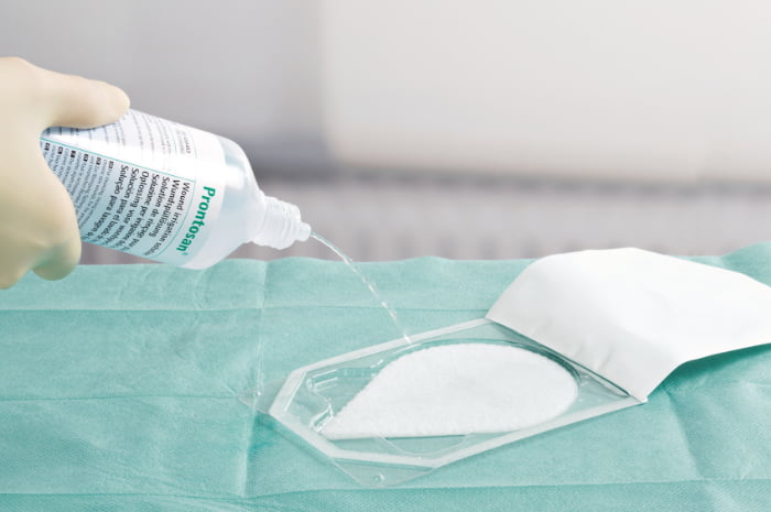 Prontosan®: gestione avanzata delle ferite croniche e infette con un approccio efficace contro il biofilm