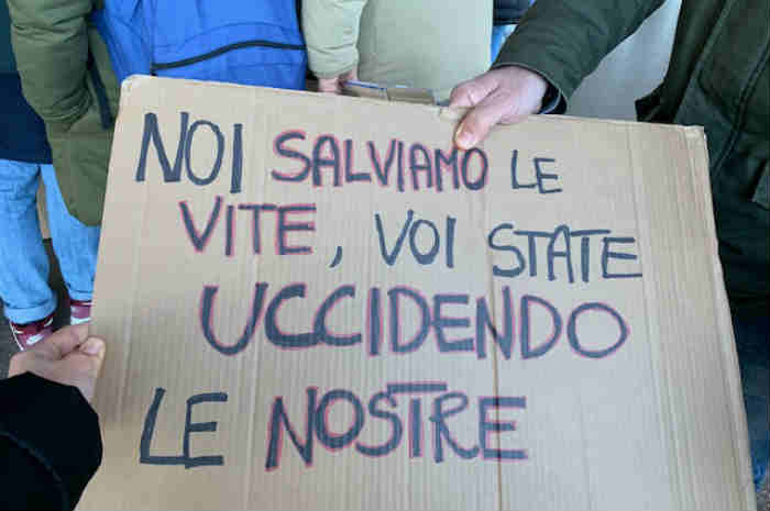 Puglia, protestano infermieri: incertezza sul nostro futuro