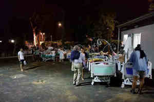 Terremoto Ischia, notte in strada per i pazienti del Rizzoli
