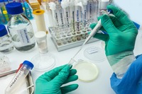 Dalla pandemia all’innovazione: il futuro dei farmaci antivirali