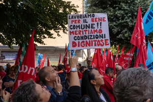 Sciopero sanità privata, in 400 sotto Confindustria a Bologna