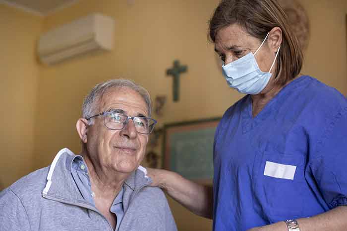 Friuli, 400 infermieri di famiglia/comunità entro il 2025