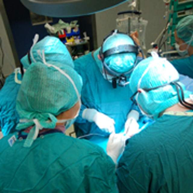 Il personale della Cardiochirurgia di Udine lancia l'allarme: rischiamo l'errore