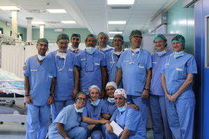 equipe di diabetologia, anestesia e chirurgia dell'ospedale di Olbia che ha eseguito interventi